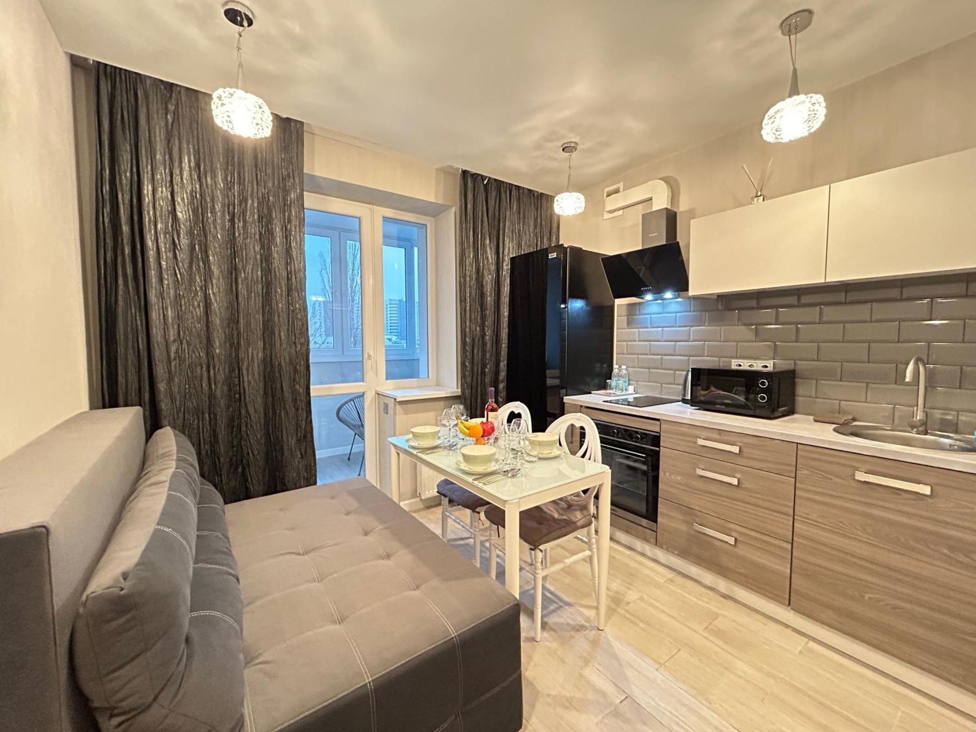 Апартаменты Возле Бц Тетрис Клочковская Kharkiv Exterior photo
